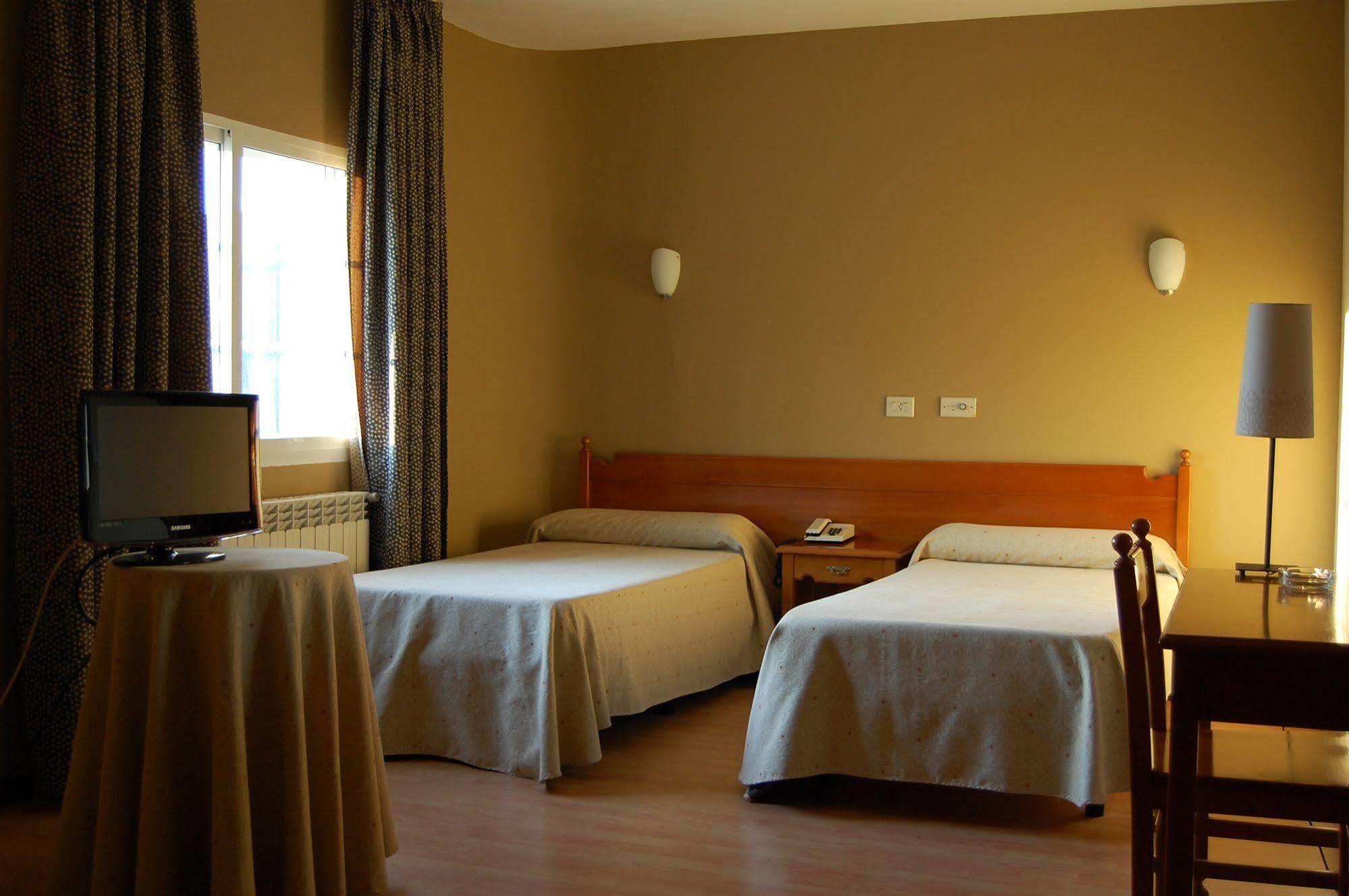 Hotel Paris Poio Buitenkant foto